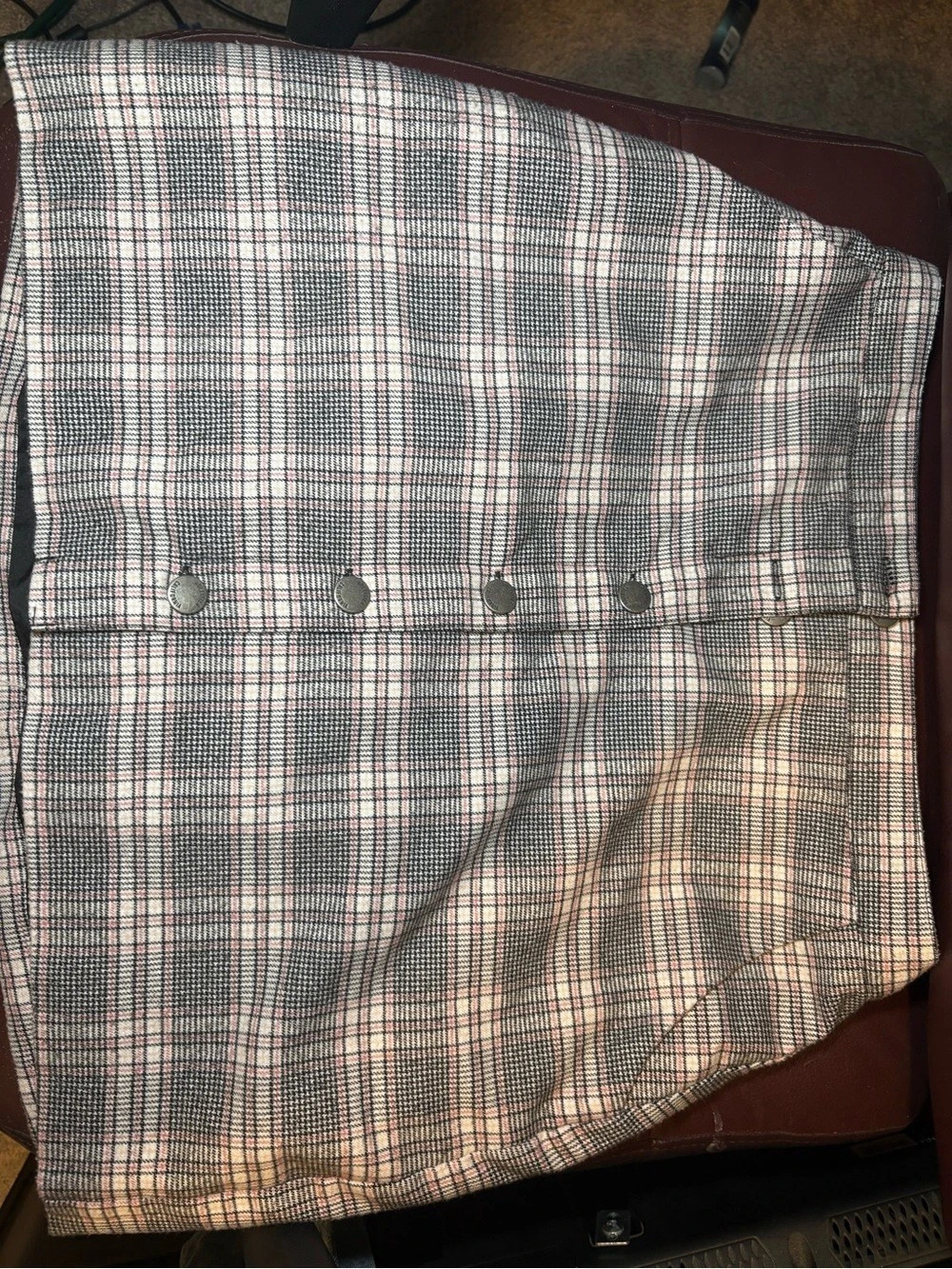 Hollister Plaid Vest in Gray & Pink Size Medium